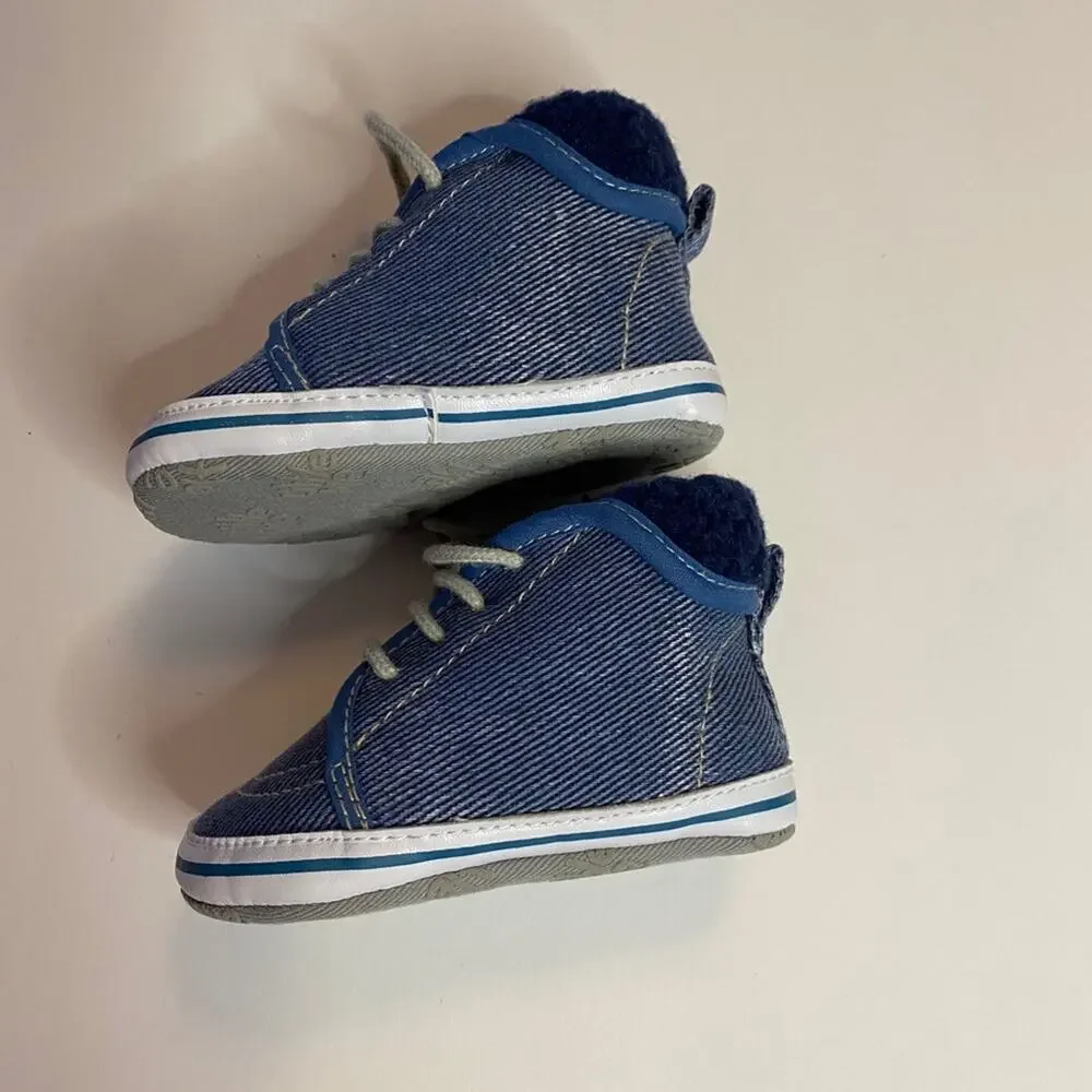 NEW Little me crib shoe